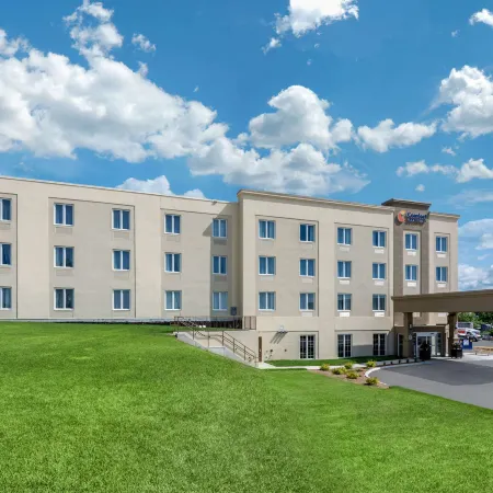 Comfort Inn & Suites