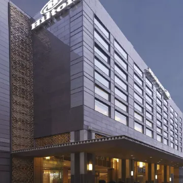Hilton Chennai Отели рядом с достопримечательностью «Гора Святого Томаса»