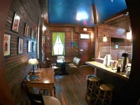 Site 61 Hostel - Hostels