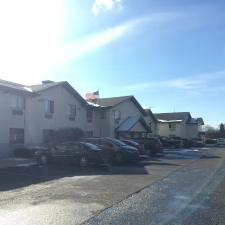 Coldwater Inn & Suites Near I 69