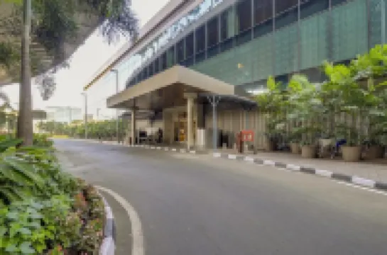 Niranta Transit Hotel Terminal 2 Arrivals/Landside