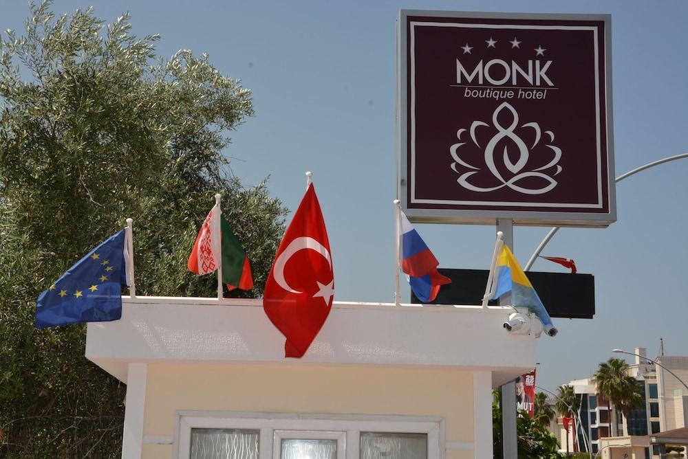 Monk Boutique Hotel