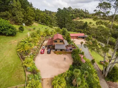 Coastal Chalet Suites Whangaroa