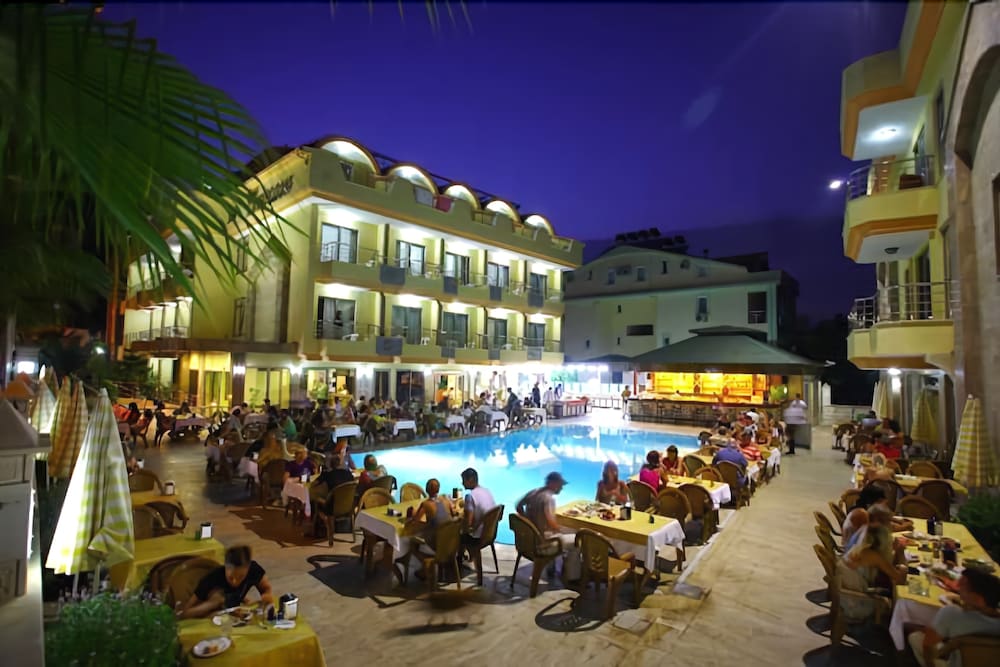 Grand Lukullus Hotel - All Inclusive