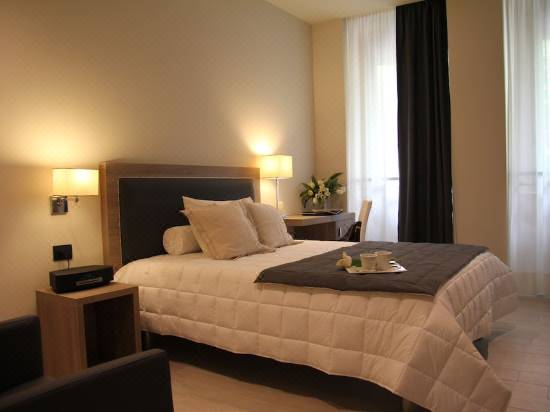 Hotel Zara Milano Room Reviews & Photos - Milan 2021 Deals & Price |  Trip.com