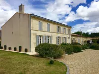 La Bastide de Margaux فنادق في Avensan