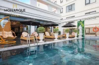 Monarque Hotel Danang - Romanttinen
