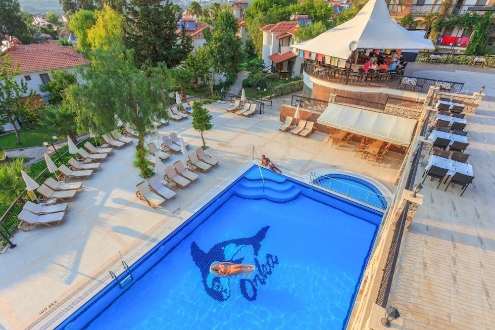 Orka Club Hotel & Villas