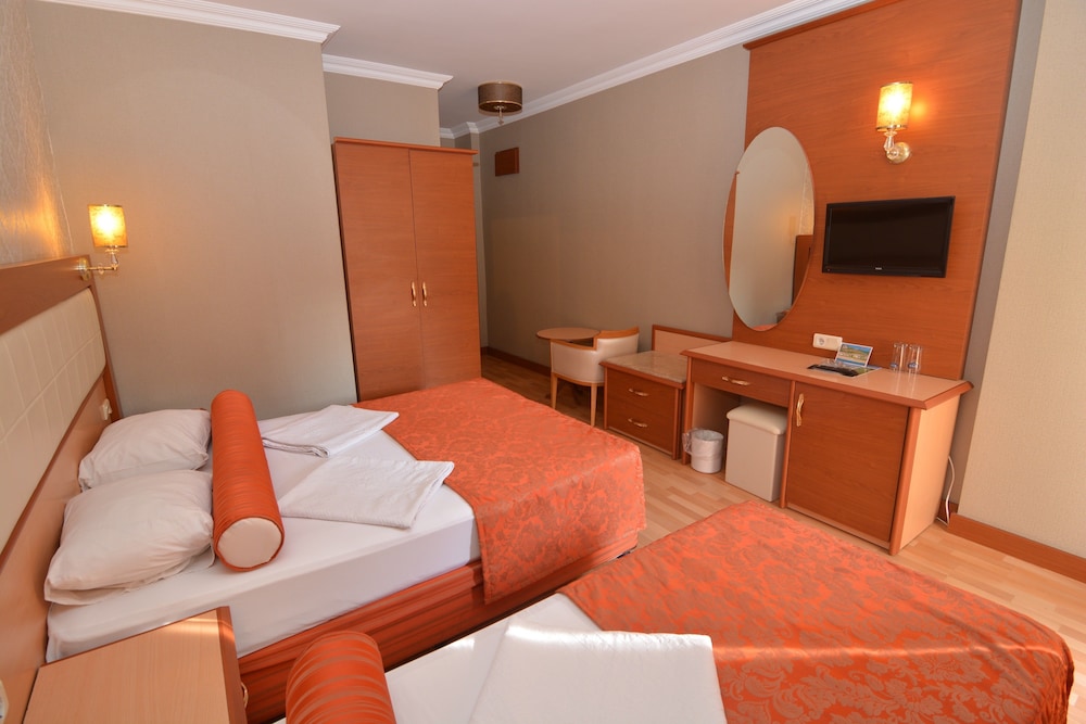 Kleopatra Dreams Beach Hotel