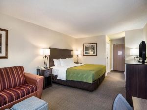 Quality Inn & Suites West