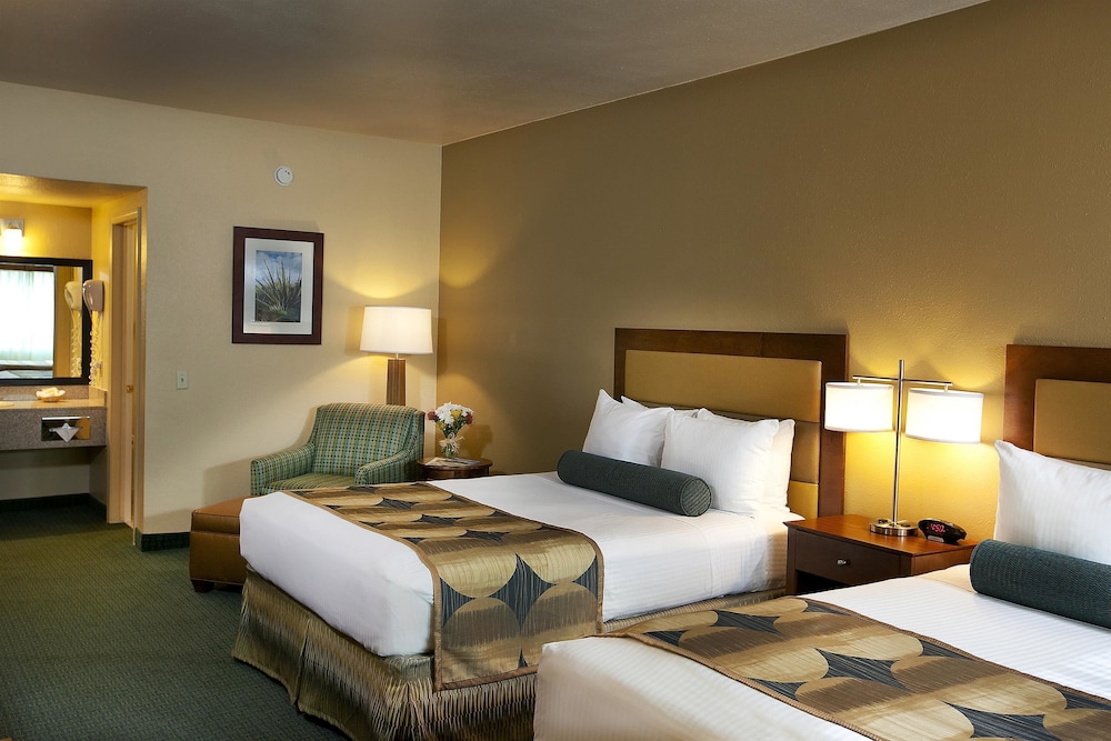 Sure Stay Plus by Best Western Twentynine Palms Joshua Tree