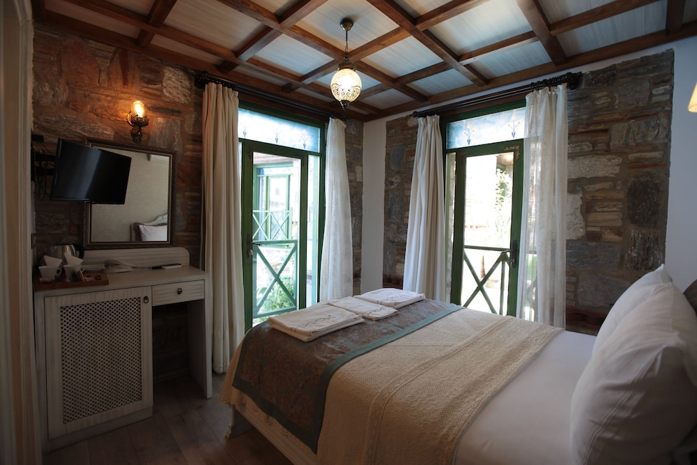 Celsus Boutique Hotel