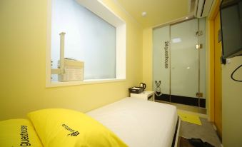 24 Guesthouse Sinchon Avenue