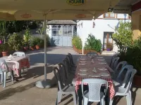 ホテル ベーベイ トラディシオナル ジロカストラのホテル