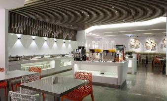 Royal Group Hotel Central Park Branch