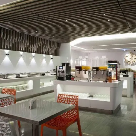 Royal Group Hotel Central Park Branch Отели рядом с достопримечательностью «Небоскреб «85 Скайтауэр»»