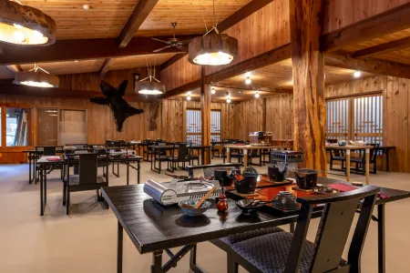 Okukinu-onsenkyou Hatcyo-no-yu