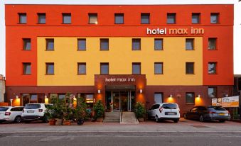 Hotel Max Inn