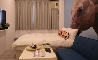 Fengjia Base14 Hostel
