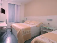 皇家飯店 Lagoa Paulino附近的飯店