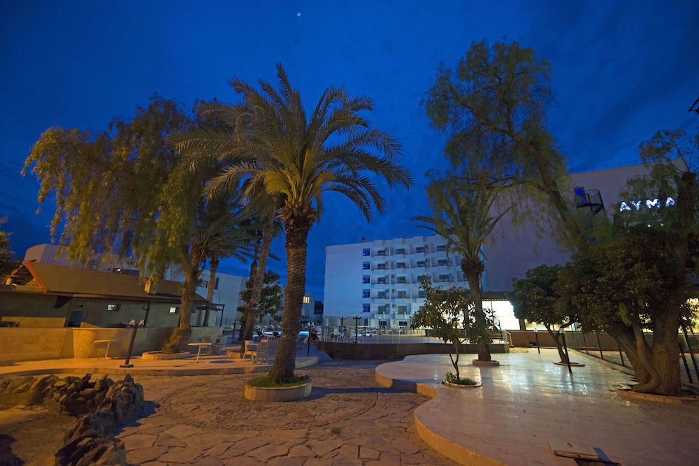 Ayma Beach Resort & Spa Hotel