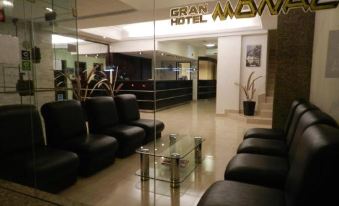 Gran Hotel Monaco - Housity