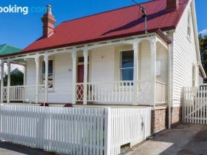 Brampton Cottage