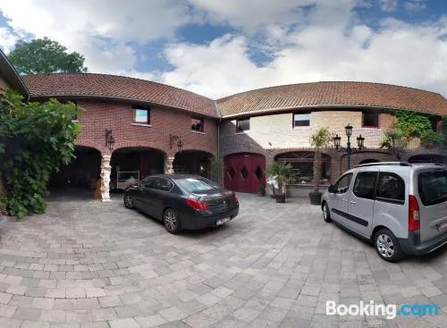 赫澤勒香格里拉住宿加早餐旅館