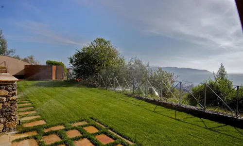 Miramare Apartments&Suites