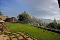 Miramare Apartments&Suites
