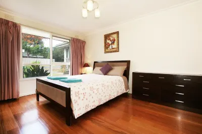 3 43 Thames Holiday Unit Hotel dekat Belle Box Hill