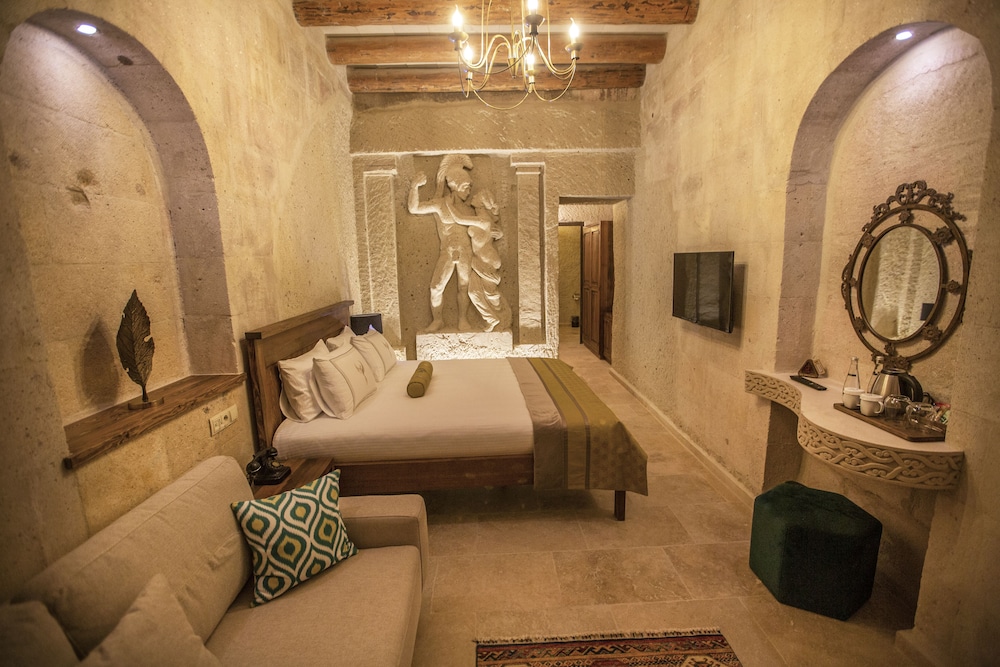 Anka Cave Suites