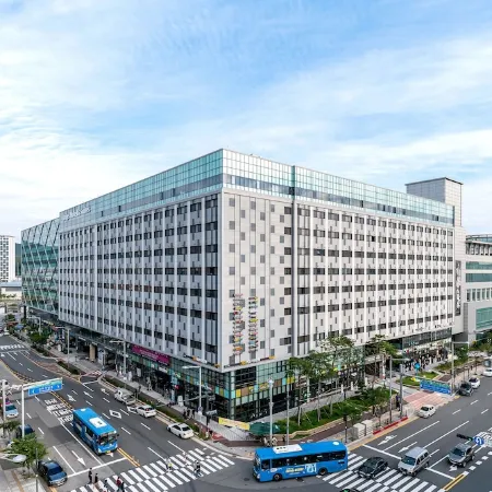 Days Hotel & Suites by Wyndham Incheon Airport