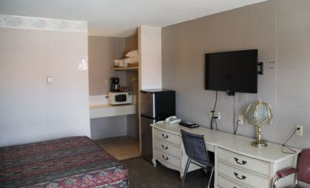 Camrose Motel - Housity