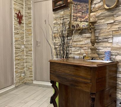 2. 게스트 하우스 ..