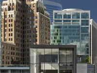 Fairmont Pacific Rim Hotels near Prospect Point Lighthouse