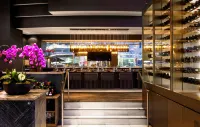 Fairmont Waterfront - 5-Star