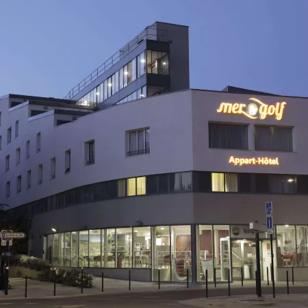 Appart-Hôtel Mer & Golf City Bordeaux Bassins à Flot