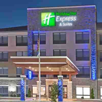 Holiday Inn Express & Suites UNIONTOWN by IHG Hotel Exterior