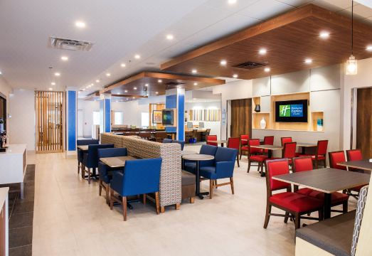 홀리데이 인 익스프레스 & 스위트 핼리팩스 - 다트머스 썸네일