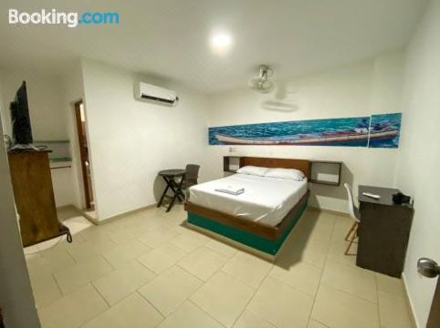 Hotel Plataneras Confort - Housity