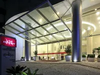 Mercure Camboriu Hoteles cerca de Balneário Camboriú
