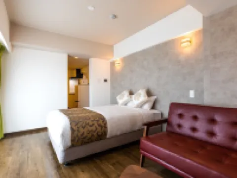 Mr.KINJO 万座ビーチ前＜恩納村＞ 御菓子御殿 恩納店周辺のホテル