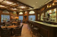 Radisson Blu Hotel & Suites GRT Chennai - bar