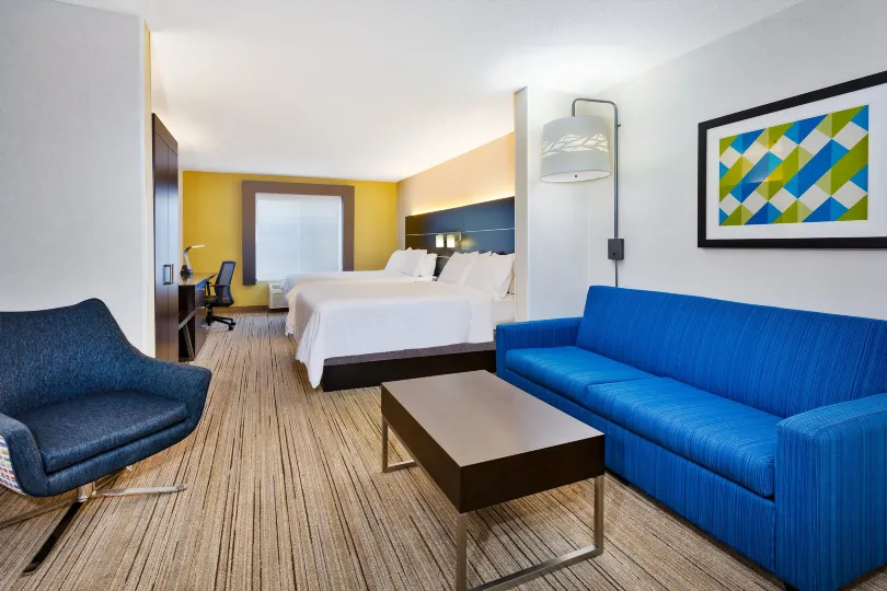 Holiday Inn Express & Suites Cleveland-Richfield