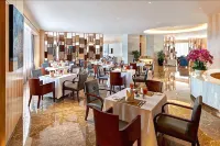 One World Hotel - Business