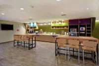 Home2 Suites by Hilton Harvey New Orleans Westbank Hotel a Harvey
