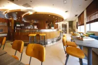 Silken Luis de León