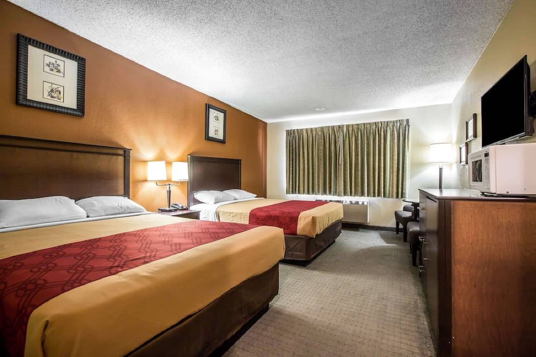 Baymont by Wyndham Ontario-Ontario Updated 2022 Room Price-Reviews & Deals  | Trip.com