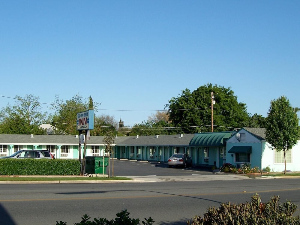 Economy Inn